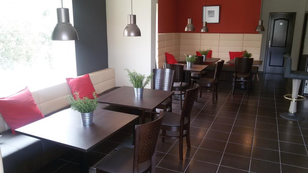 Viktoria Lodge Bed And Breakfast Vodice Quarto foto