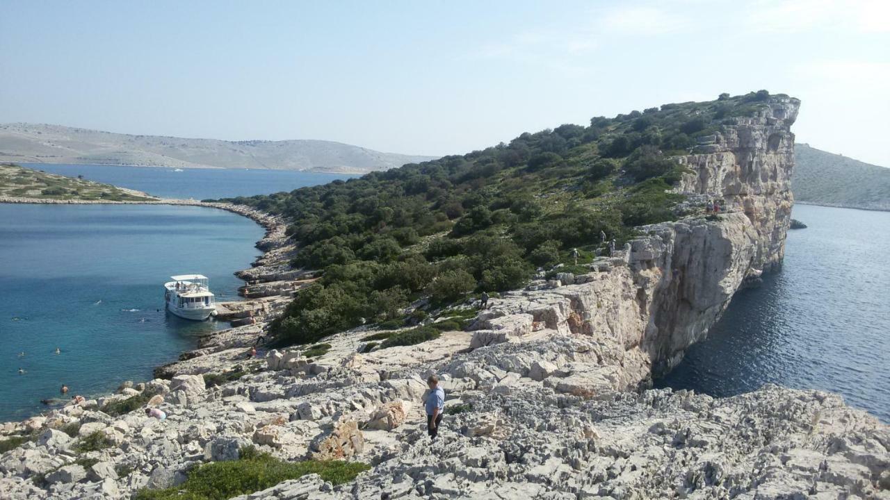 Viktoria Lodge Bed And Breakfast Vodice Exterior foto